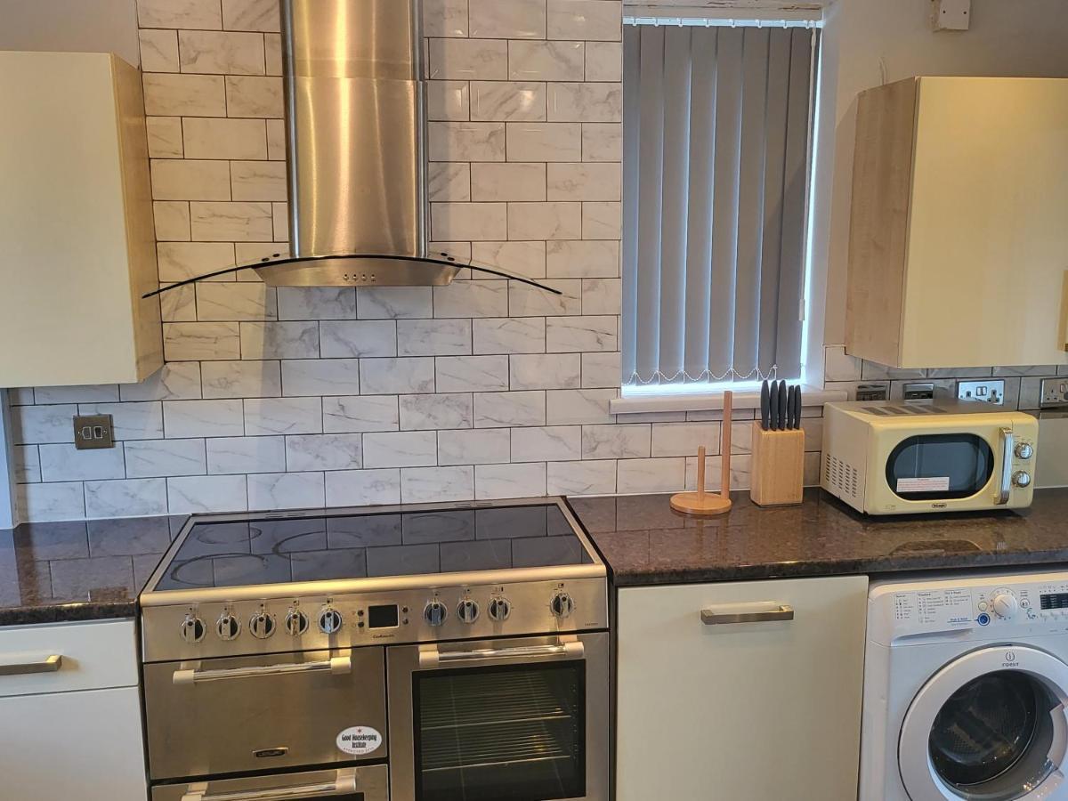 Spacious & Cosy Holiday Home In Manchester Extérieur photo