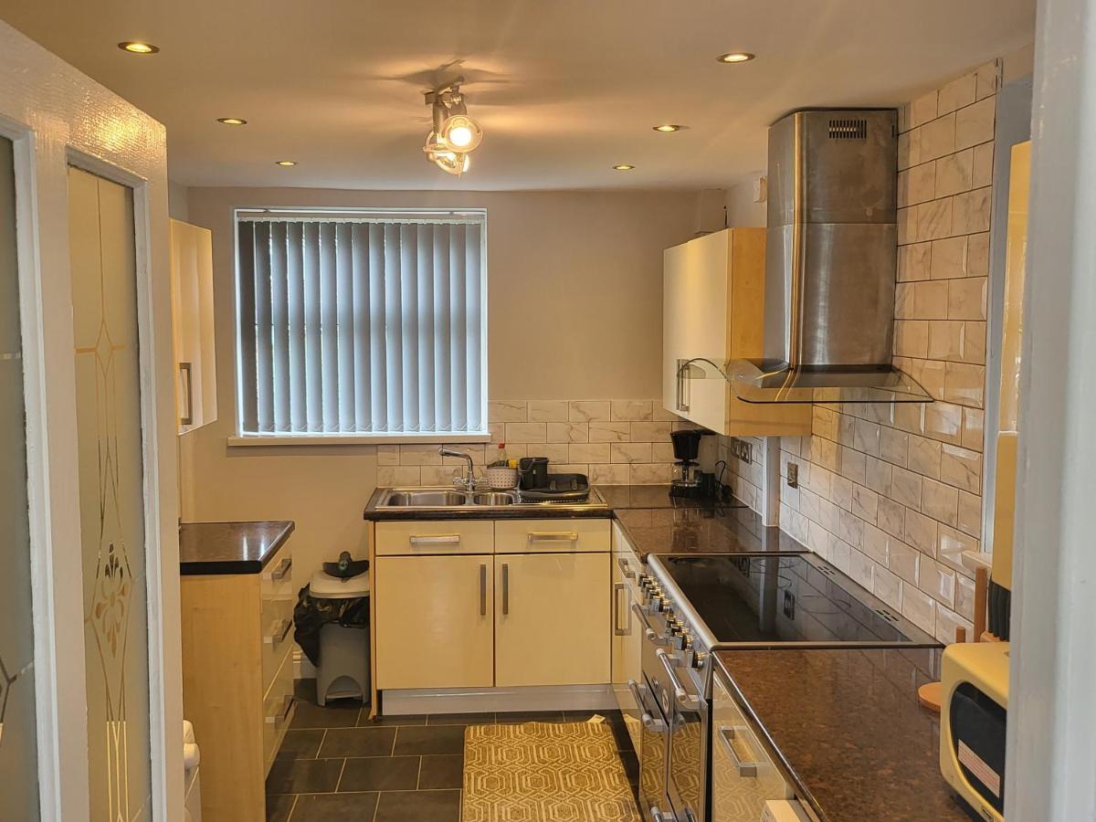 Spacious & Cosy Holiday Home In Manchester Extérieur photo