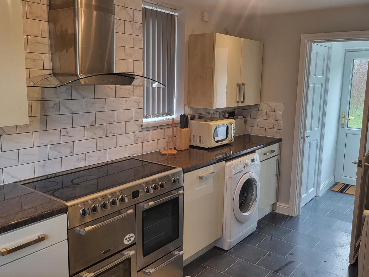 Spacious & Cosy Holiday Home In Manchester Extérieur photo