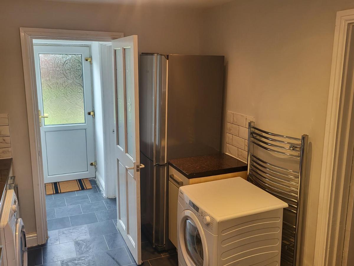 Spacious & Cosy Holiday Home In Manchester Extérieur photo