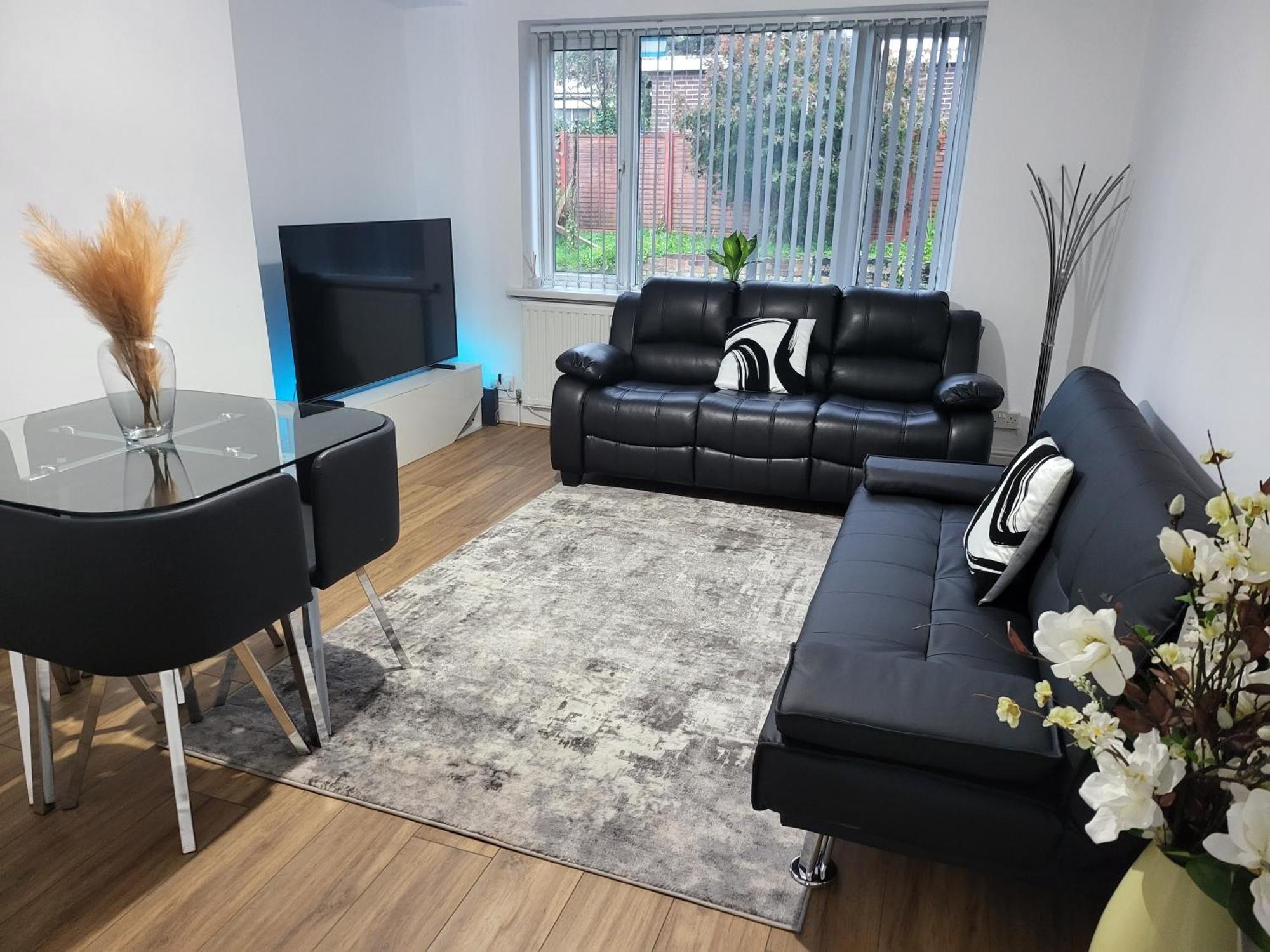 Spacious & Cosy Holiday Home In Manchester Extérieur photo